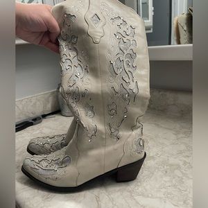 Fashionable western glitter cowboy boots